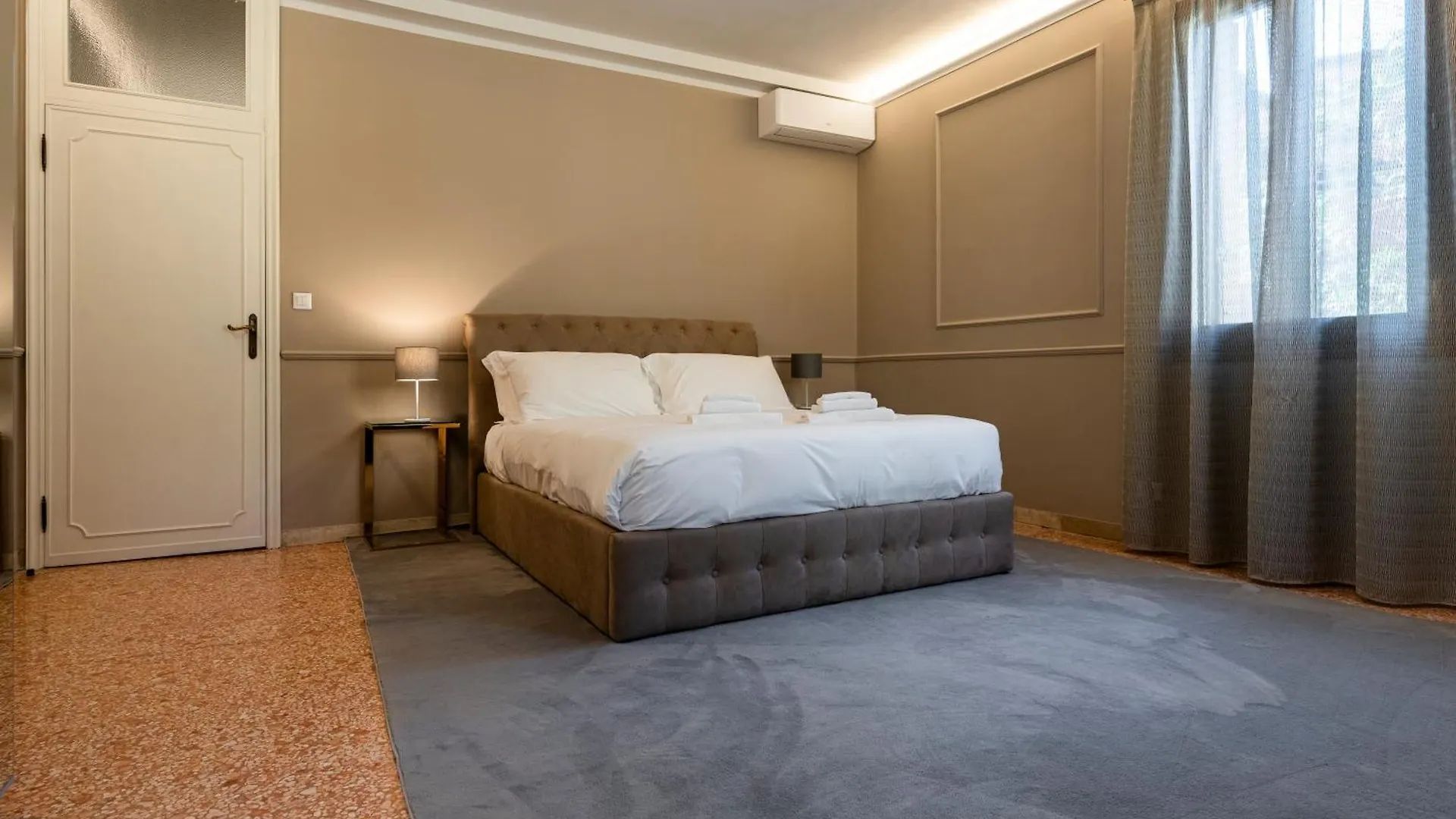 San Vio Palace Luxury Apartments Venezia 0*,