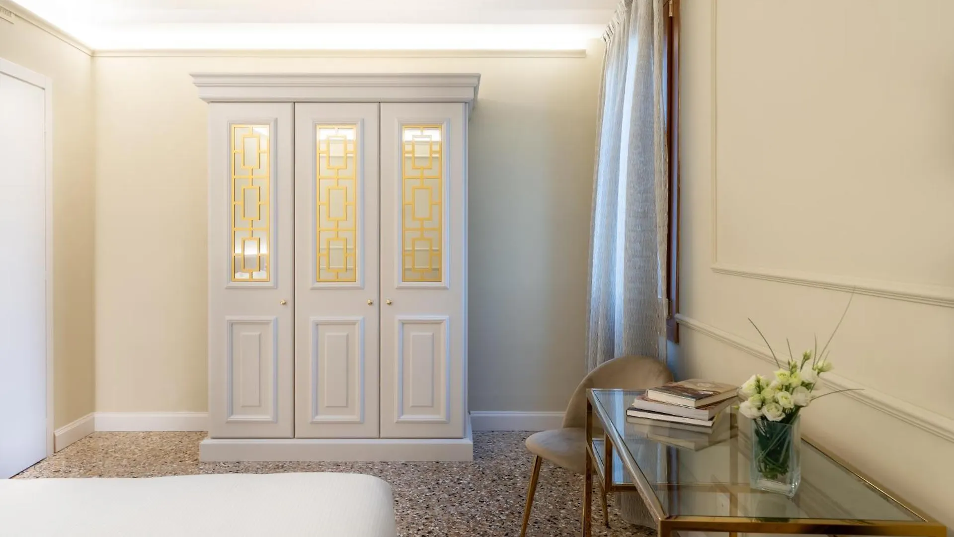San Vio Palace Luxury Apartments Venice 0*,  Italy